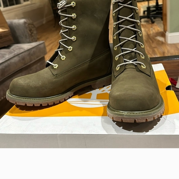 NWT, WATERPROOF, Timberland Fleece lined, Suede Olive Green Boots, 9.5 - Picture 4 of 4